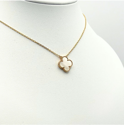 Van Cleef & Arpels Alhambra Pendant – Mother-of-Pearl, 18K Yellow Gold (Pre-Owned)